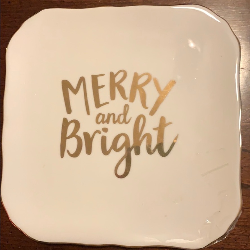 Merry & Bright Holiday Appetizer Plates Christmas Dessert Plates Gold Trim - Picture 2 of 5